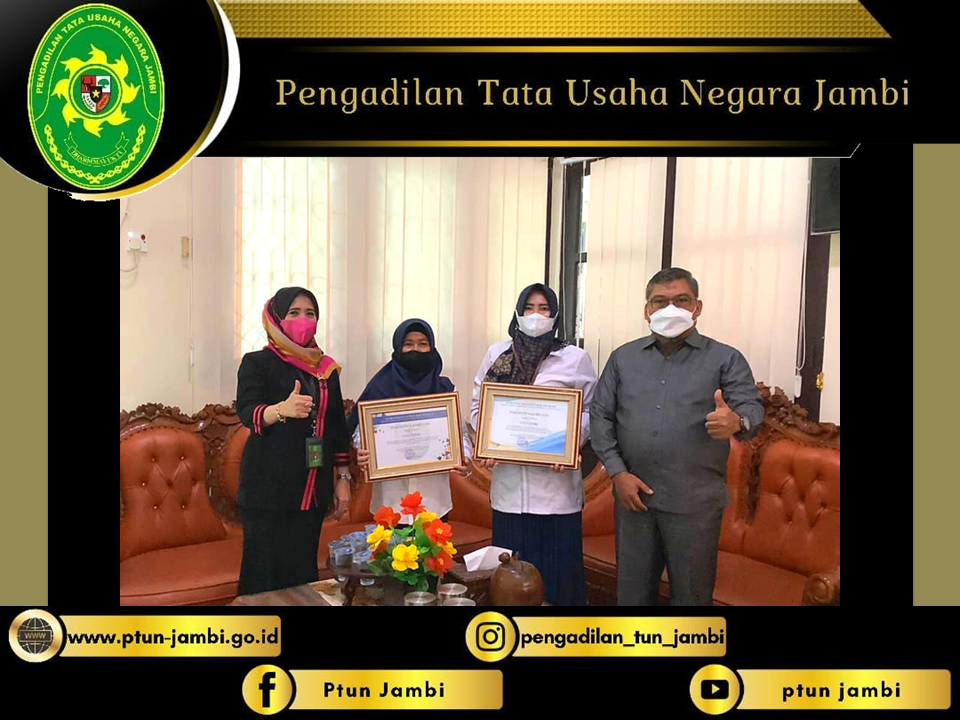 Penyerahan Piagam Penghargaan Tahun 2021